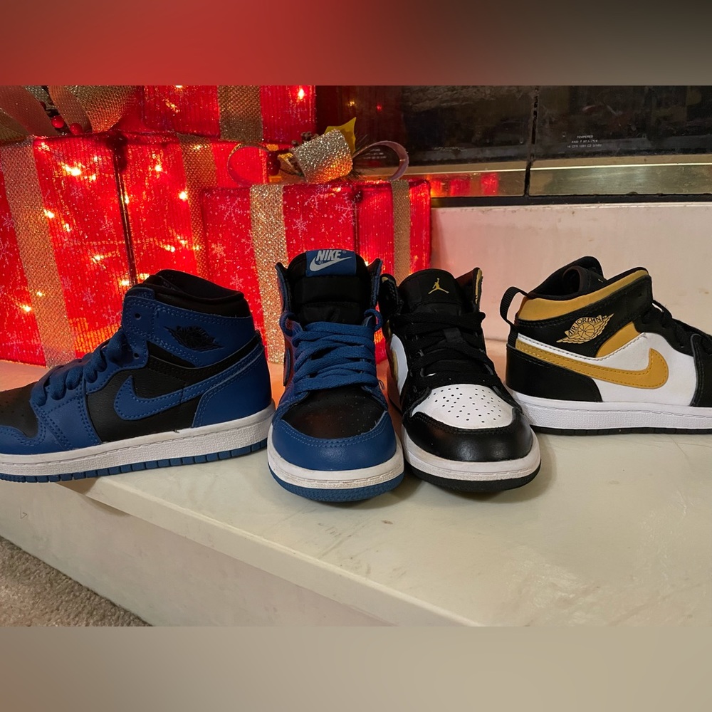 Youth Jordan 1 Bundle Size 12C (*NWOT*)